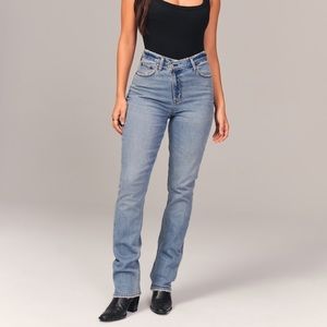 CRISS CROSS WAIST CURVE LOVE ULTRA HIGH RISE 90S SLIM STRAIGHT JEANS